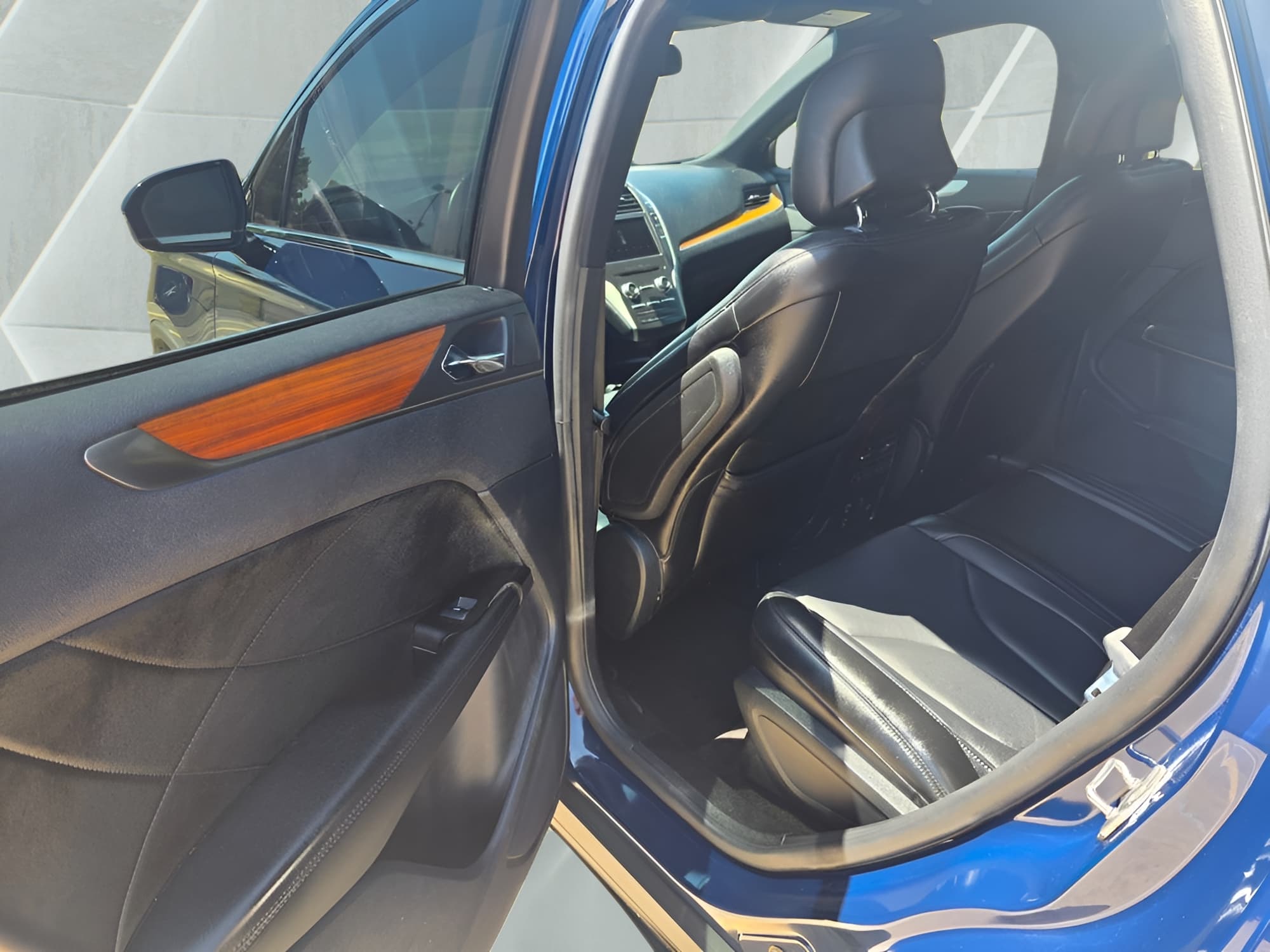 large car