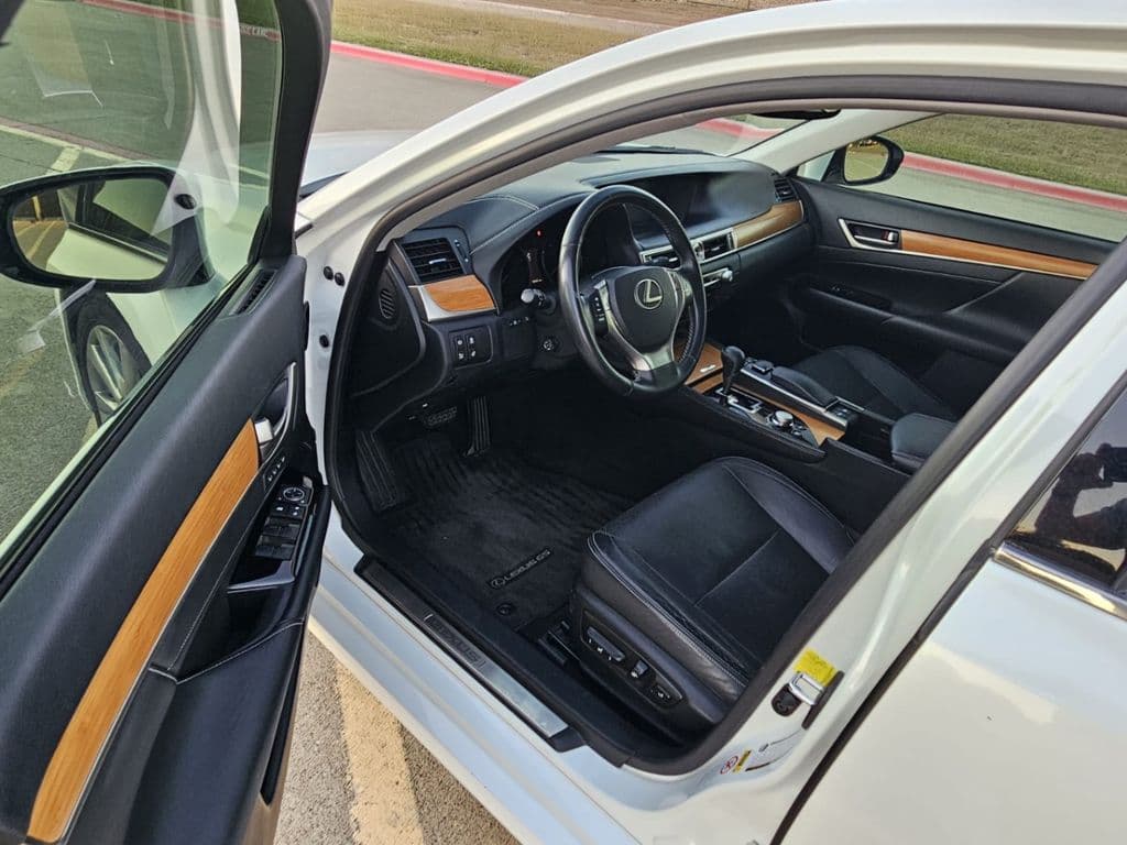 large car