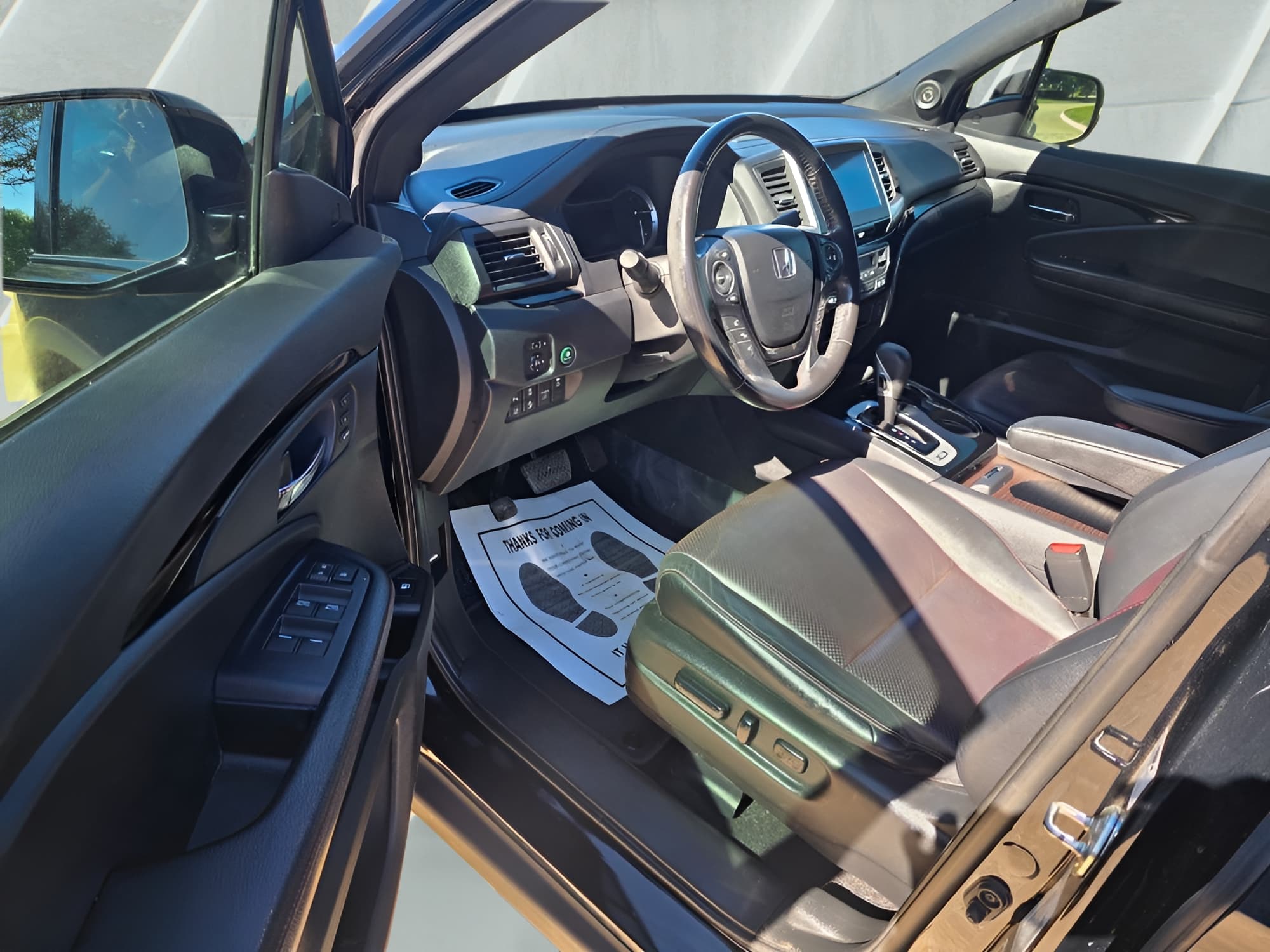 Vehicle photo