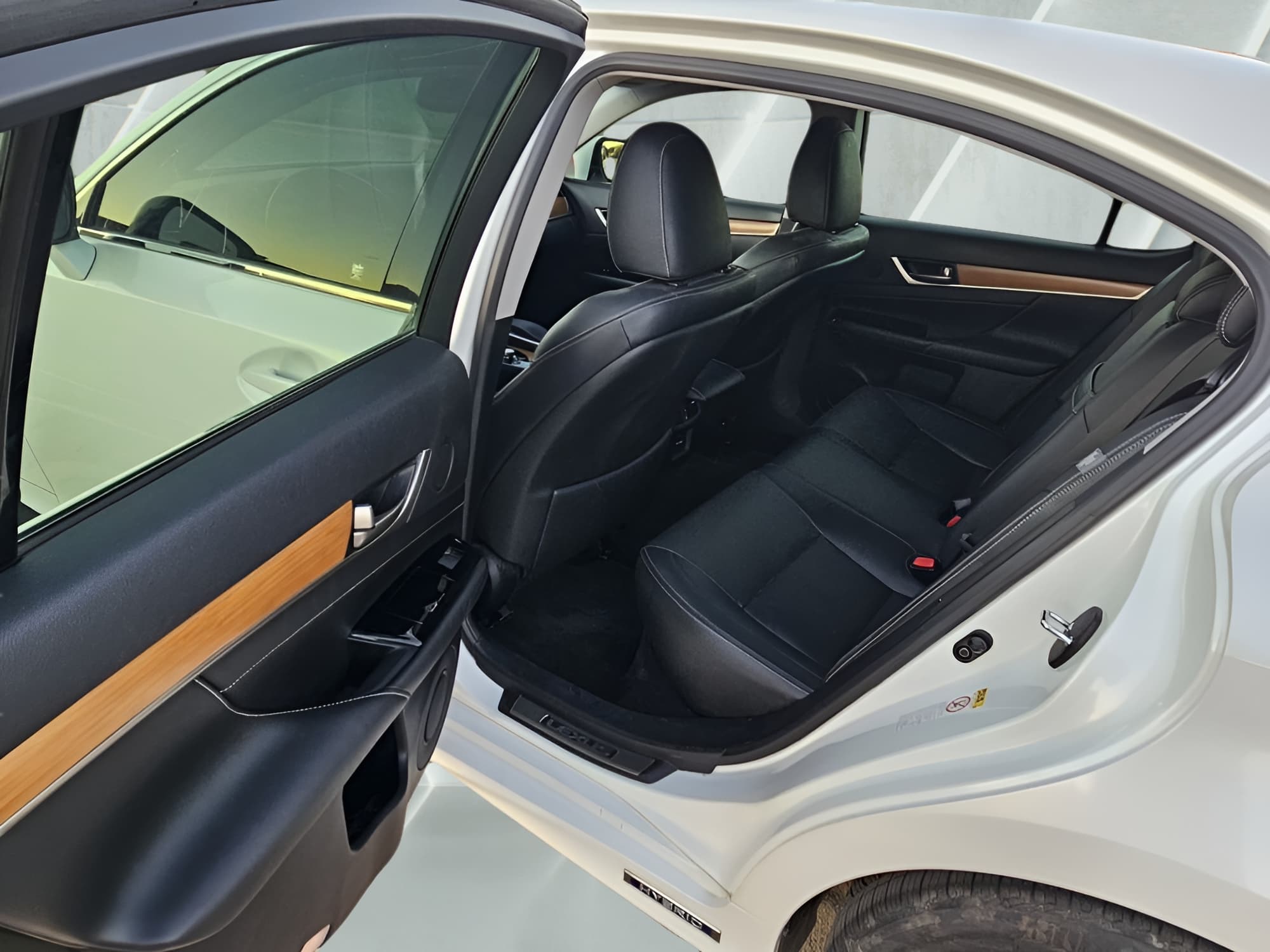 large car
